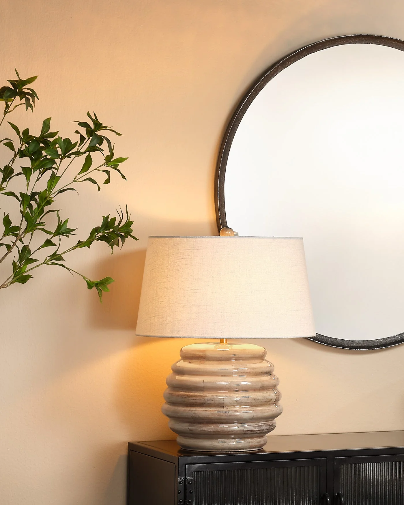 Soroban Table Lamp - Image 2